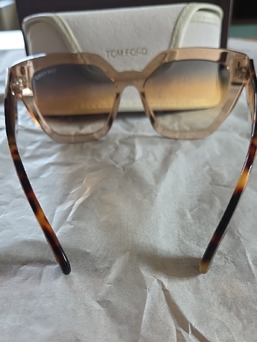 Tom Ford Sunglasses - Picture 7 of 15